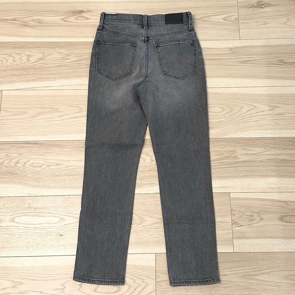 NWT Madewell Women’s The Perfect Vintage Jean in Connell Wash: Ripped Edition - Picture 2 of 8